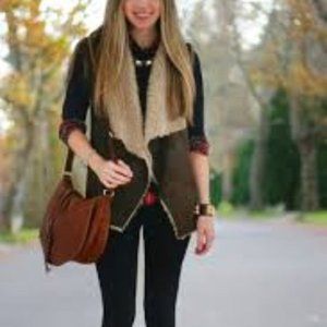 Velvet Shearling Vest M